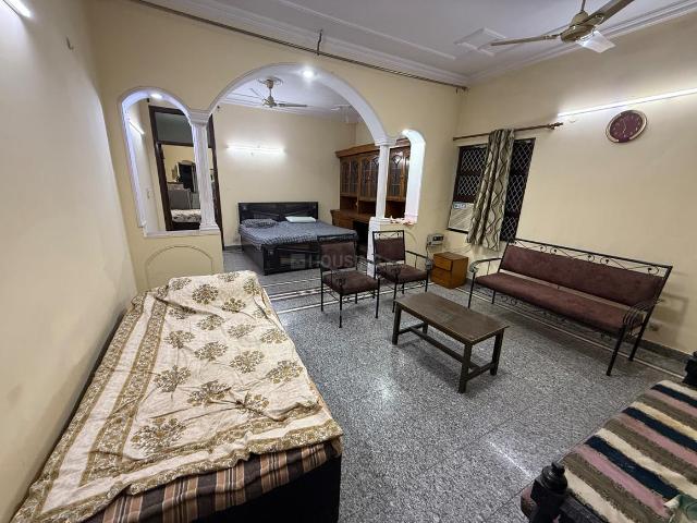 Flat for rent in Deri