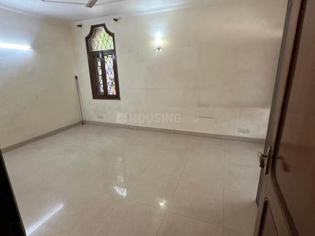 Flat for rent in Deri