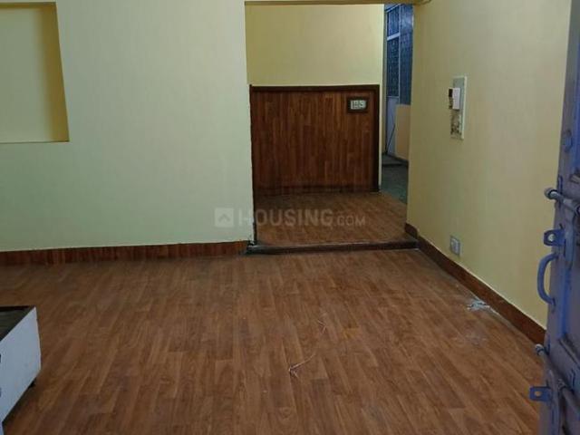 Flat for rent in Deri