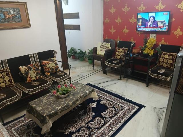 Flat for rent in Deri