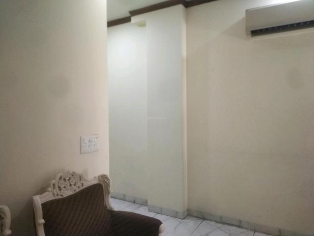 Flat for rent in Deri