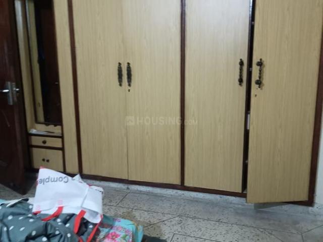 Flat for rent in Deri