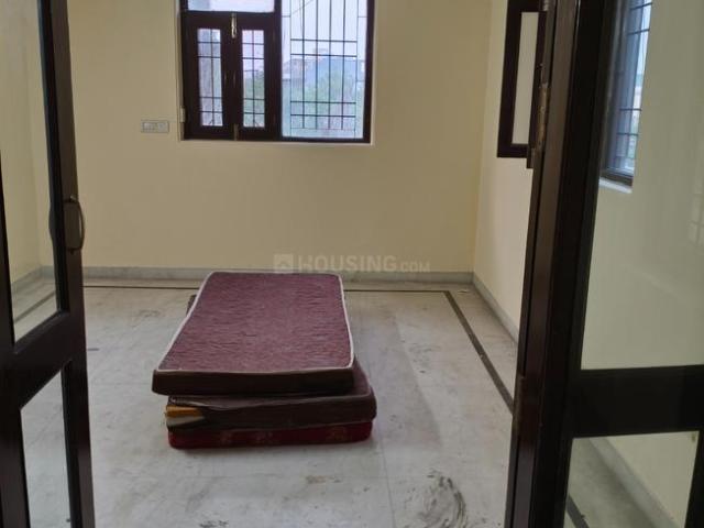 Flat for rent in Deri