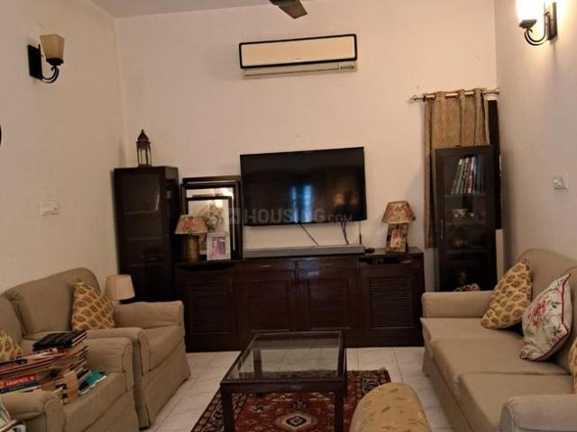 Flat for rent in Deri