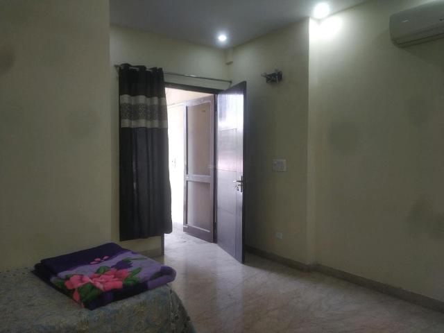 Flat for rent in Deri