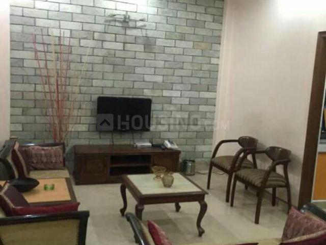 Flat for rent in Deri