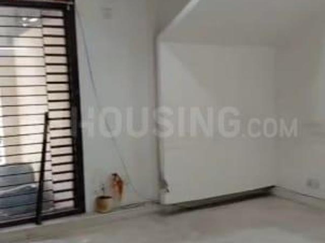 Flat for rent in Deri