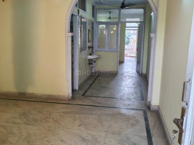 Flat for rent in Deri
