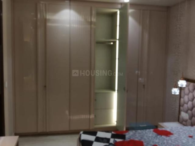 Flat for rent in Deri