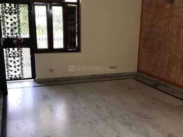 Flat for rent in Deri
