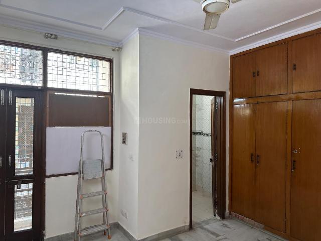 Flat for rent in Deri