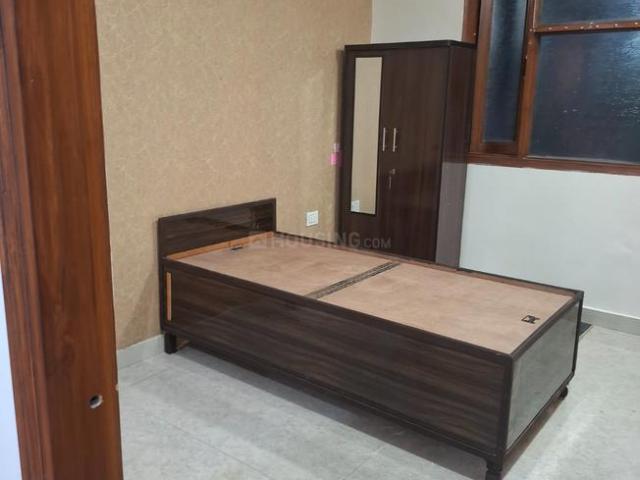 Flat for rent in East Delhi, Deri