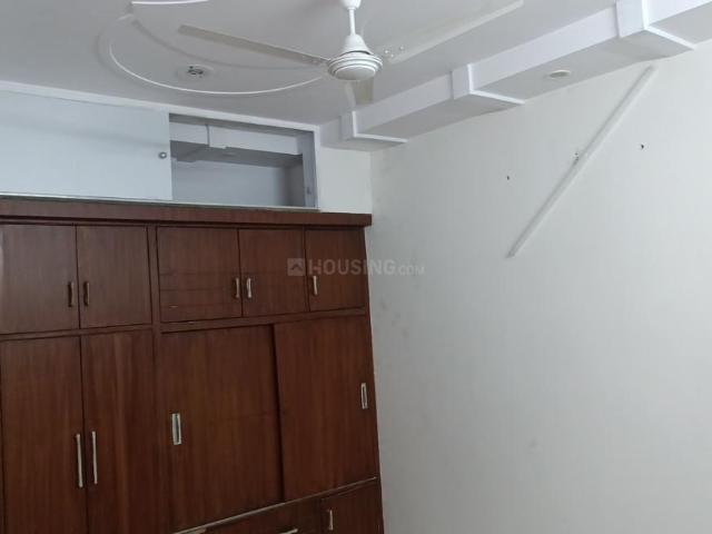 Flat for sale in East Delhi, Deri