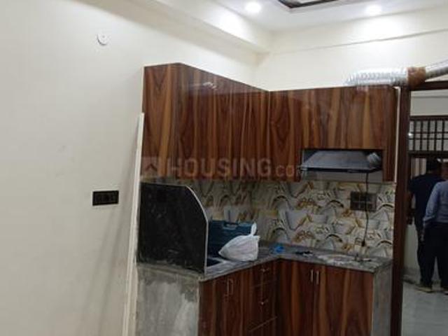 Flat for sale in East Delhi, Deri