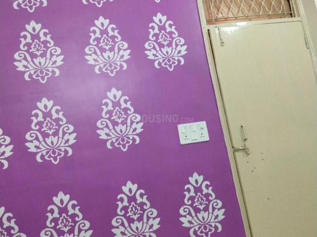 Flat for sale in East Delhi, Deri