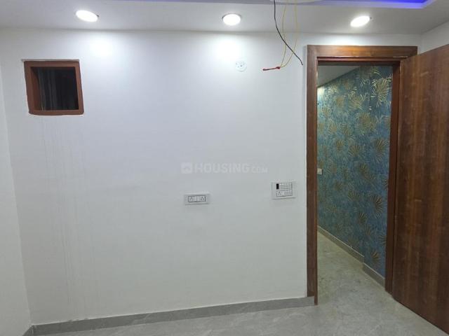 Flat for sale in East Delhi, Deri