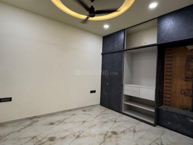 Flat for rent in Madya