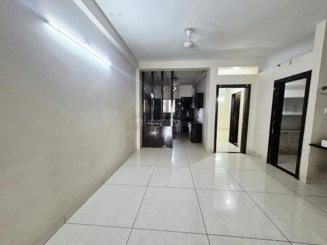 Flat for rent in Madya