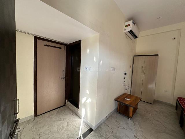 Flat for rent in Madya