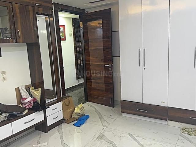 Flat for rent in Deri
