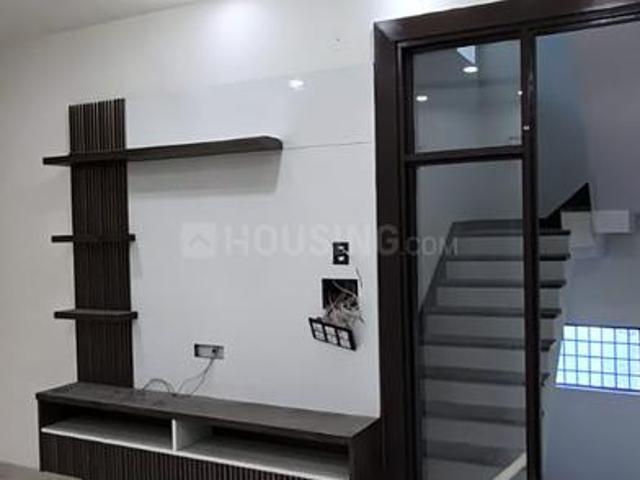 Flat for sale in South West Delhi, Deri