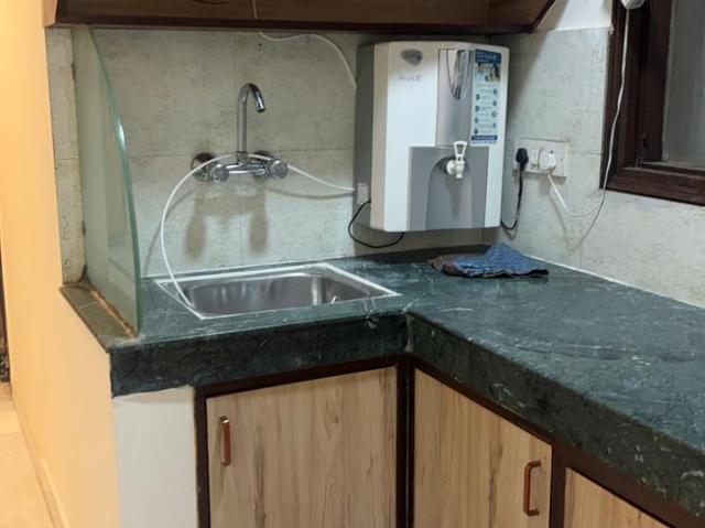 Flat for rent in South Delhi, Deri