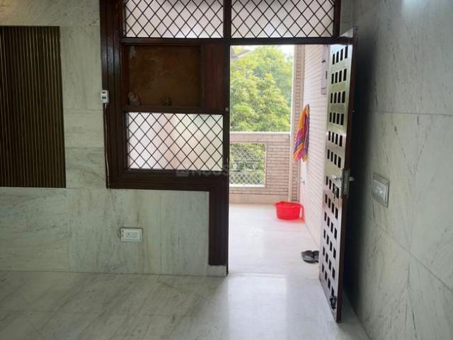 Flat for rent in South Delhi, Deri
