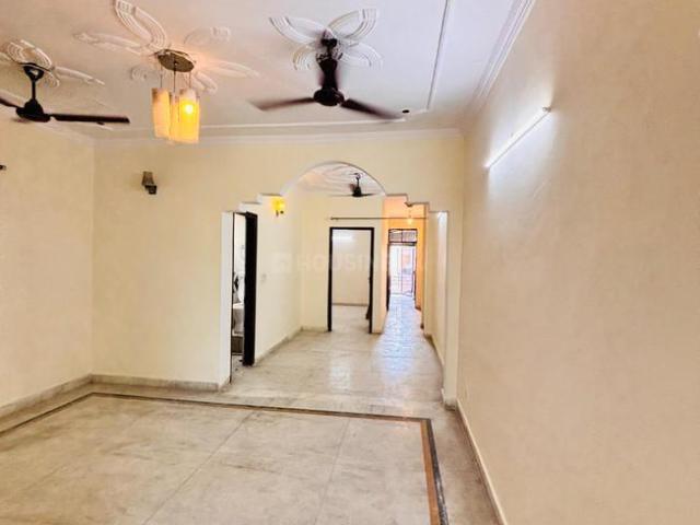 Flat for rent in South Delhi, Deri
