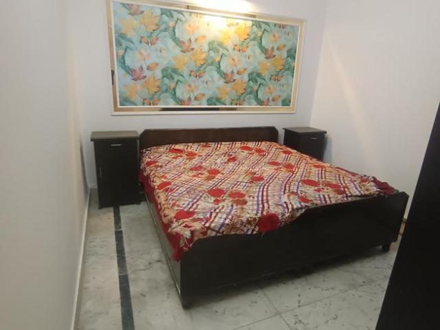 Flat for rent in South Delhi, Deri