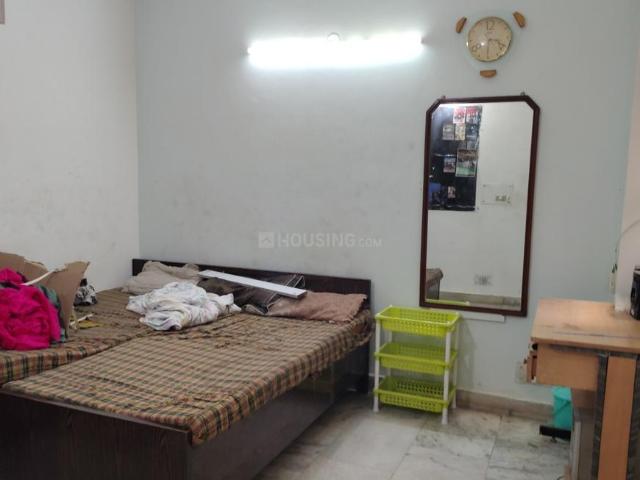 Flat for rent in South Delhi, Deri