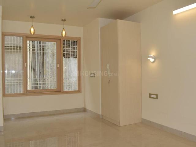 Flat for rent in South Delhi, Deri