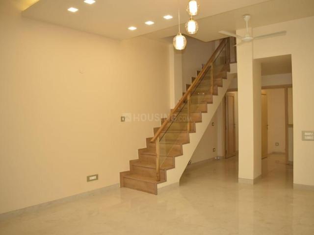 Flat for rent in South Delhi, Deri