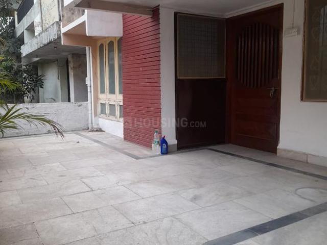 Flat for rent in Madya
