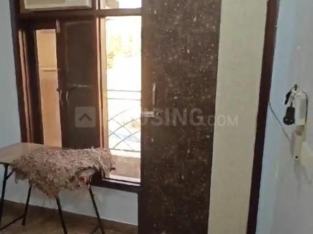 Flat for rent in Deri