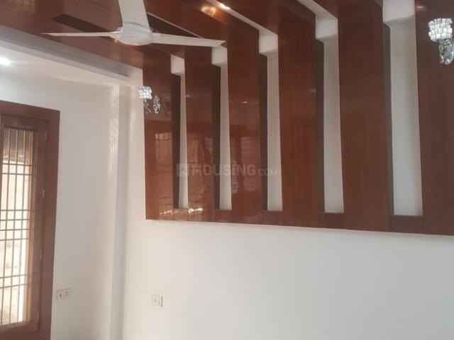 Flat for rent in East Delhi, Deri
