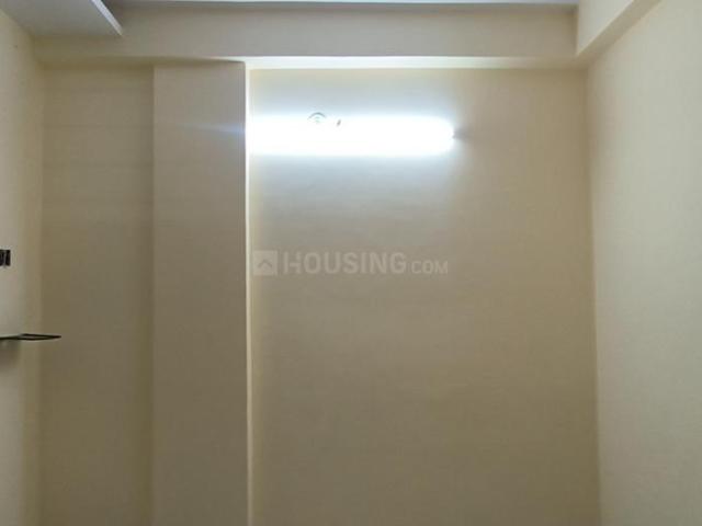 Flat for rent in East Delhi, Deri