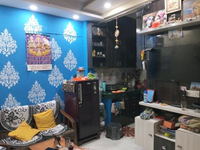 Flat for rent in East Delhi, Deri