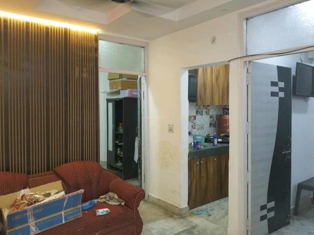 Flat for rent in East Delhi, Deri