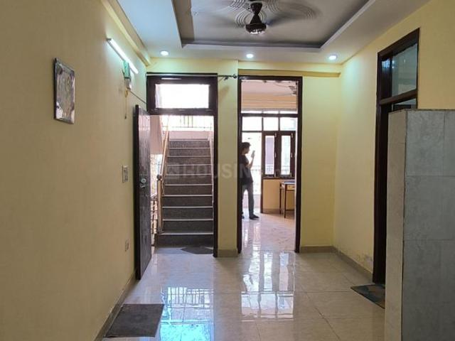 Flat for rent in East Delhi, Deri