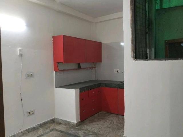 Flat for rent in East Delhi, Deri