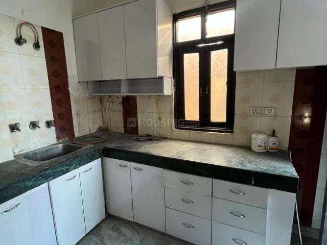 Flat for rent in East Delhi, Deri