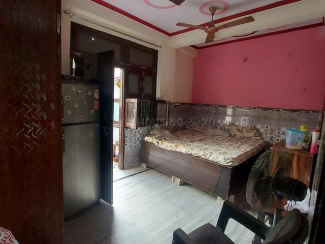 Flat for rent in East Delhi, Deri