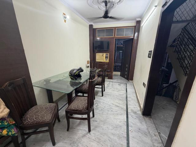 Flat for rent in East Delhi, Deri