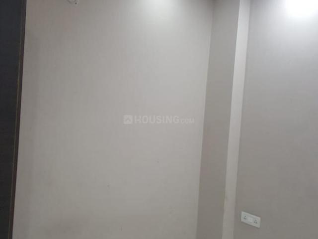 Flat for rent in East Delhi, Deri