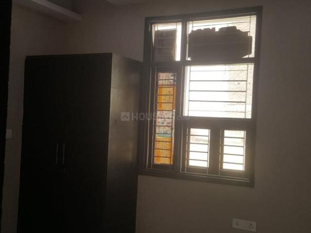 Flat for rent in East Delhi, Deri
