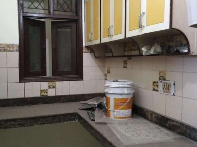 Flat for rent in East Delhi, Deri