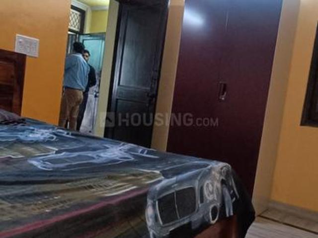 Flat for rent in East Delhi, Deri