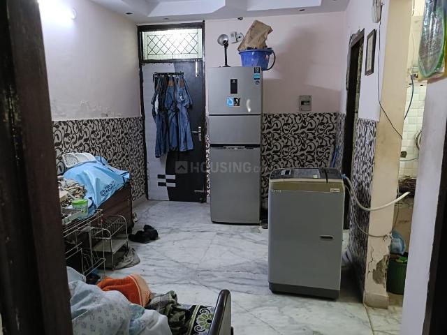 Flat for rent in East Delhi, Deri