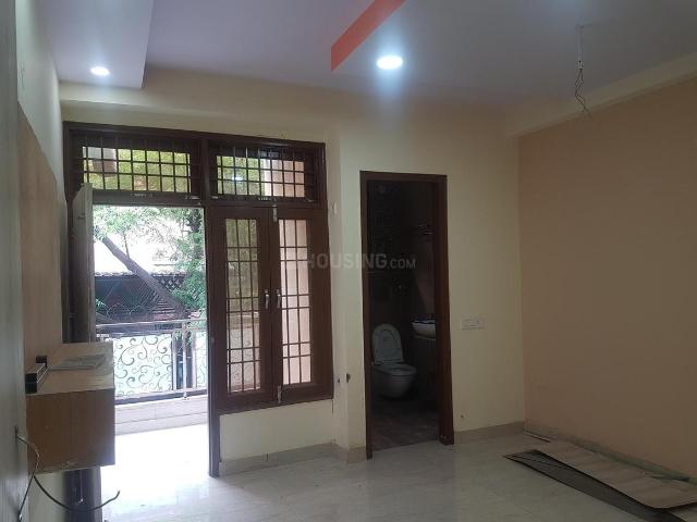 Flat for sale in East Delhi, Deri