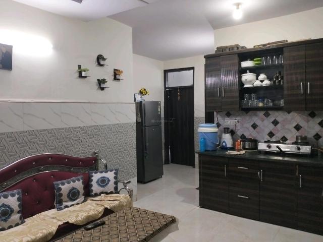 Flat for sale in East Delhi, Deri